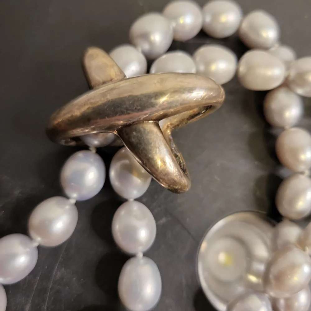 Vintage Genuine Pearl Necklace w/ 925 Sterling Silver Clasp 17" - Picture 5 of 13